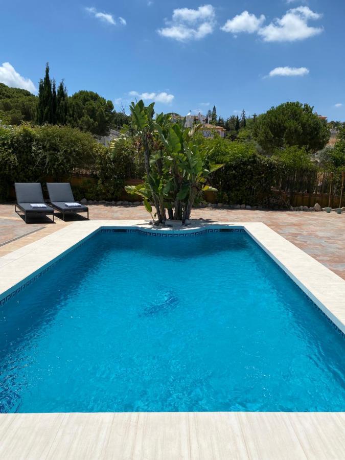 B&B Casa Oceo - Malaga - Andalusie อาเลาริน เดลา ตอร์เร ภายนอก รูปภาพ