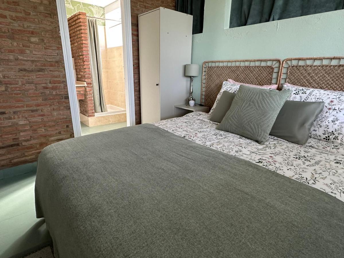 B&B Casa Oceo - Malaga - Andalusie อาเลาริน เดลา ตอร์เร ภายนอก รูปภาพ